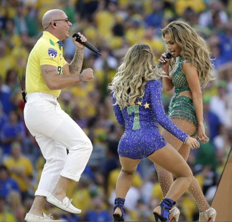 Ποια είναι η εκρηκτική Βραζιλιάνα που έκλεψε την παράσταση από την Τζένιφερ Λόπεζ στην έναρξη του Μουντιάλ [photos]