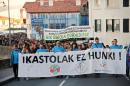 Ciboure: La défense d'une classe de maternelle en basque mobilise des milliers de manifestants