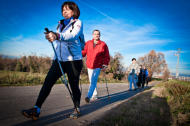 長、慢、遠的走路方式，可溫和訓練肌肉，不易變成「易肥胖體質」。(photo by Giorgio Minguzzi on Flickr - used under Creative Commons licens)