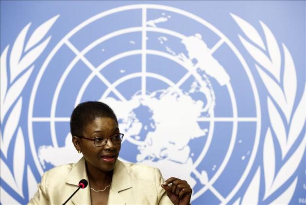 La secretaria general adjunta de Naciones Unidas para Asuntos Humanitarios, Valerie Amos, presenta en una rueda de prensa el Llamamiento Humanitario de la ONU para 2015, en Ginebra. EFE