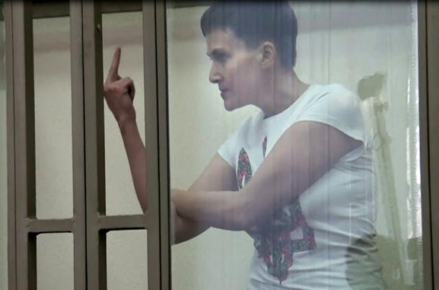 L'ukrainienne Savtchenko poursuit sa grève de la faim et défie les juges