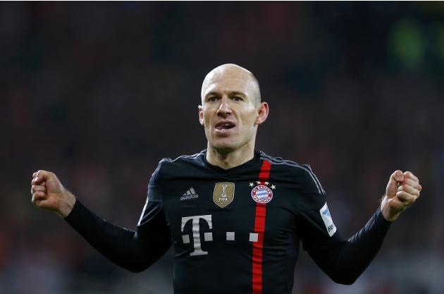Arjen Robben - "El Clavadista" - Extremo del B&aacute;yern M&uacute;nich de Alemania.Tras su exagerada ca&iacute;da, al mejor estilo nadador, durante partido de Holanda ante M&eacute;xico en la Copa d