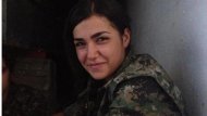 一位年僅19歲的庫德族年輕女士兵席蘭為了不落入IS手中、淪為性奴，選擇飲彈自盡。（photo by Mr. Tickle on Twitter）