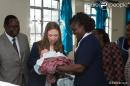 Chelsea Clinton : La jeune maman parcourt l'Afrique avec Bill