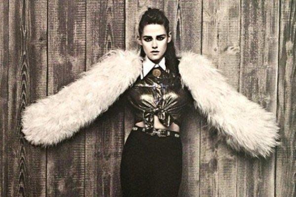 Η Kristen Stewart ποζάρει για τον οίκο Chanel