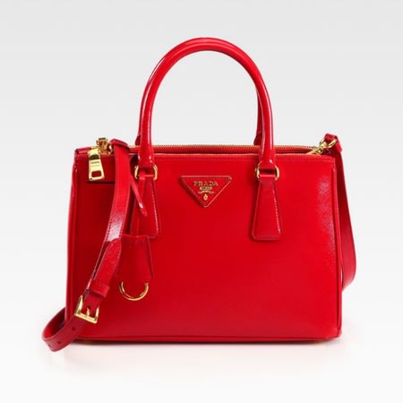 ... buy 47 Prada handbags with her Kim Kardashian fee - Yahoo Lifestyle UK