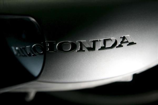 Honda se mantiene líder del mercado español de las motocicletas - Yahoo Coches