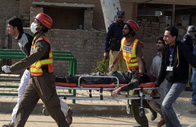 Taliban storm Pakistan Shiite mosque, killing at least 20 - Yahoo.