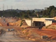 Obras atrasadas no terminal Cosme Damião