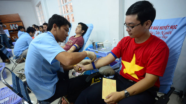 Hơn 600 thanh niên tham gia hiến máu tình nguyện 20