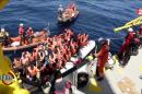 13h15. Au large de la Libye, à bord d'un bateau qui vient en aide aux migrants