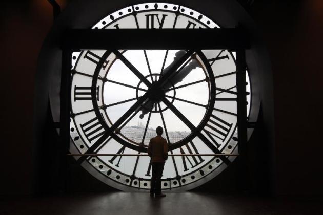 L'horloge géante du musée d'Orsay à Paris le 12 octobre 2011