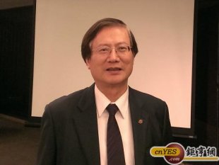 凌群電腦董事長劉瑞復表示，台灣資訊服務業利潤薄，過去歐、美、日等各國廠商來台投資設廠最後都以賠本收場，因此，大陸廠商對台灣資訊服務及軟體業興趣不大。(鉅亨網記者黃佩珊攝)