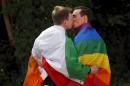 Svolta in Irlanda: si' a nozze gay con il 62%