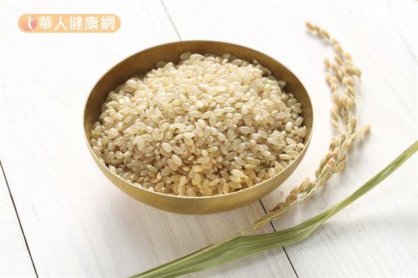 糙米的營養比白米更豐富，而且屬於中GI的食物，有助穩定血糖和減重。