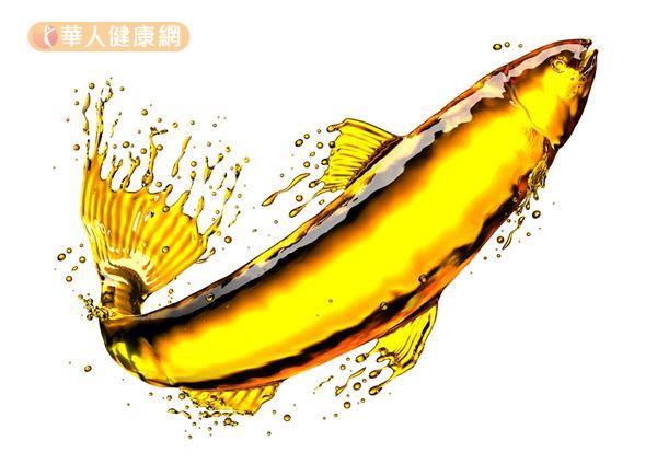 「魚肝油」的油脂萃取自魚的肝臟，與來自深海魚身上脂肪的「魚油」並不相同。