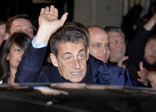 Président de l'UMP, Sarkozy promet « une équipe resserrée »