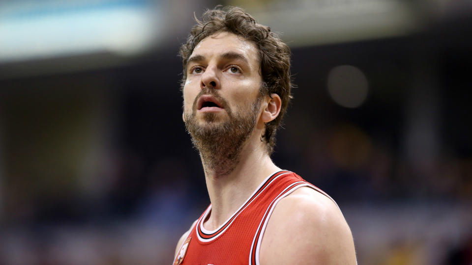 Gasol still weighing up future as free agency looms