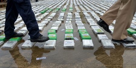 Démantèlement d'un vaste trafic de cocaïne entre la Colombie et la France 4428375_3_3c14_la-cocaine-arrivait-a-roissy-dans-des-vols-r_2b6beaf4ba0700a90c95ff9b81c15084