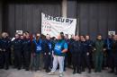 Manifestation de gardiens de prison devant la prison de Fleury Merogis le 6 mai 2014 contre les conditions de travail et de détention