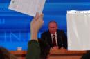 Putin a Merkel: parziale ritiro truppe, ma Cremlino   non lo dice