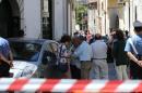 Milano, donna morta trovata dai coinquilini: aveva   sacchetto in testa