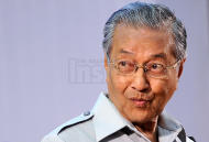 Let’s have a ‘white’ PM next, says Dr Mahathir over new MAS boss