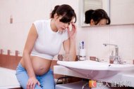 1名29歲的馬姓孕婦，懷孕21週時發現罹患乳腺炎症狀，乳房腫脹疼痛。（圖與本新聞無關）