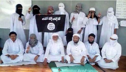 Beredar Foto Ba'asyir Dibaiat Dukung ISIS  