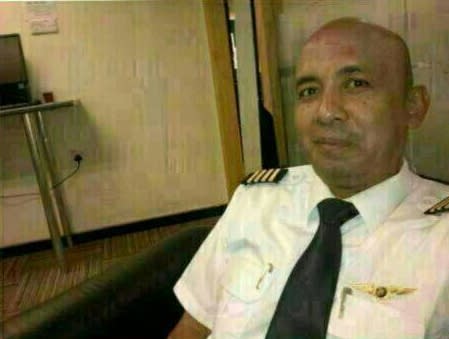 Isteri juruterbang MH370 bersuara, sahkan suara Zaharie dari kokpit, lapor akhbar