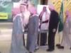 Arabie saoudite : de vraies fausses mains pour prêter allégeance au roi !