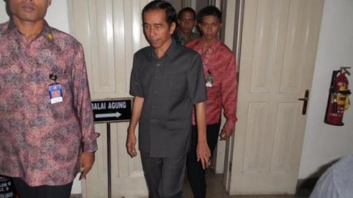 Jokowi Bingung Diminta SBY Jawab soal RUU Pilkada
