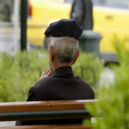 Θεσσαλονίκη: Ένας παππούς... αμετανόητος - Τον έπιασαν ξανά για χρέη μαμούθ στο δημόσιο!