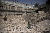 Local em Jerusalém que teria os resquícios de fortaleza grega citada na Bíblia. 03/11/2015 REUTERS/Ronen Zvulun
