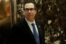 Steven Mnuchin, the Trump campaign's finance   director, arrives at U.S. President-elect Donald Trump's Trump Tower in New   York