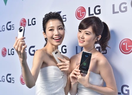 LGG5是全球首款模組化智慧型手機。(圖：LG提供)