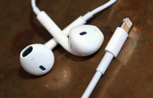 lightning-earpod