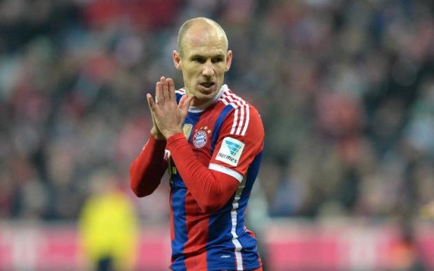 O jogador Arjen Robben, do Bayern de Munique &eacute; visto em partida em Munique no dia 16 de dezembro de 2014