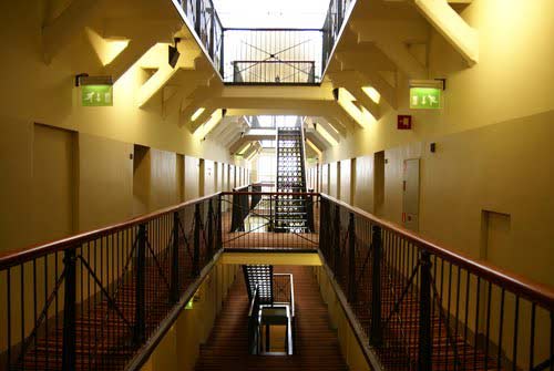 ΔΕΙΤΕ: 13 φυλακές που έγιναν πολυτελή ξενοδοχεία