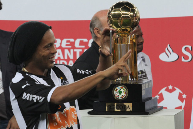 Ronaldinho, una máquina de sumar títulos
