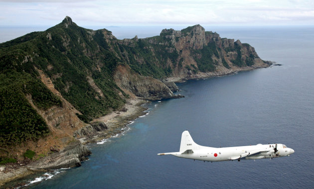 La tensión entre Japón y China en torno a las islas Senkaku hace temer el estallido de una guerra (Foto AP/Kyodo News)