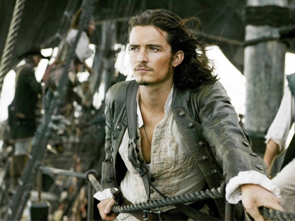 orlando-bloom-pirates-caribbean-20141006-161003-480.jpg