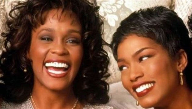 Whitney Houston et Angela Basset. / Entertainment Weekly