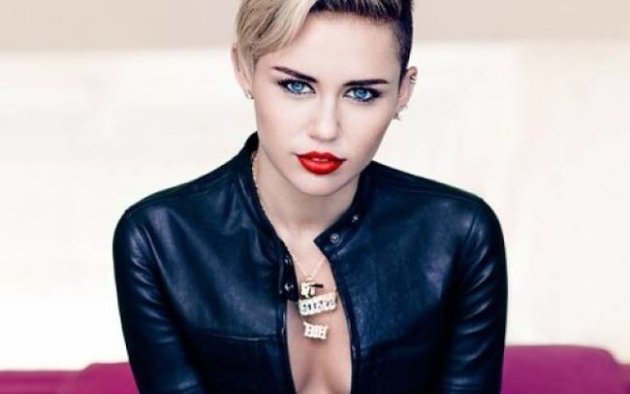 Η Miley Cyrus με τον πιο περιζήτητο νεαρό του Hollywood!