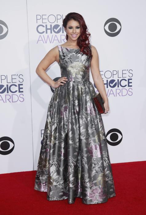 Jillian Rose Reed from MTV's "Awkward" arrives at the 2015 People's Choice Awards in Los Angeles