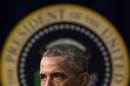 Usa, Obama in ascensore con pregiudicato armato:   nuove polemiche