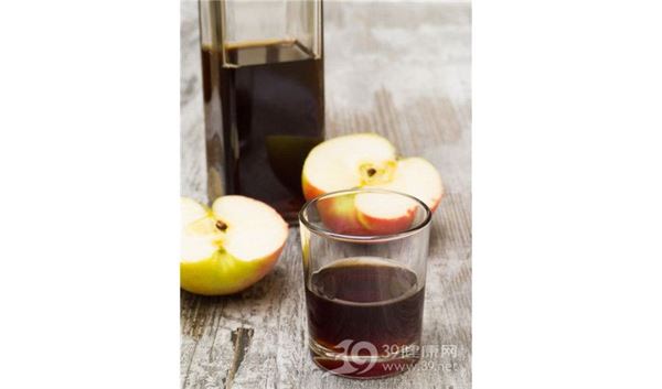 夏季喝蘋果踖　排毒護膚還能防感冒