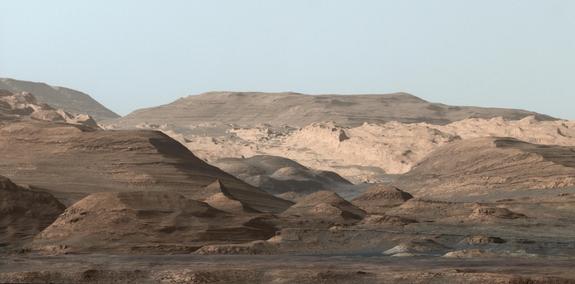 La NASA sigue apretando el acelerador: «Plutón está vivo»… y las fotos de Marte ya no se retocan con Photoshop