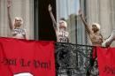 Primo Maggio: blitz Femen al discorso di Marine,   "Heil Le Pen!"