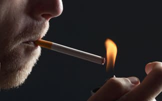 Όσο η κρίση μεγαλώνει, αυξάνουν οι καπνιστές στην Κύπρο